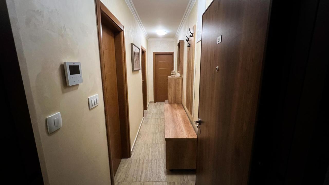 Apartment 24&26